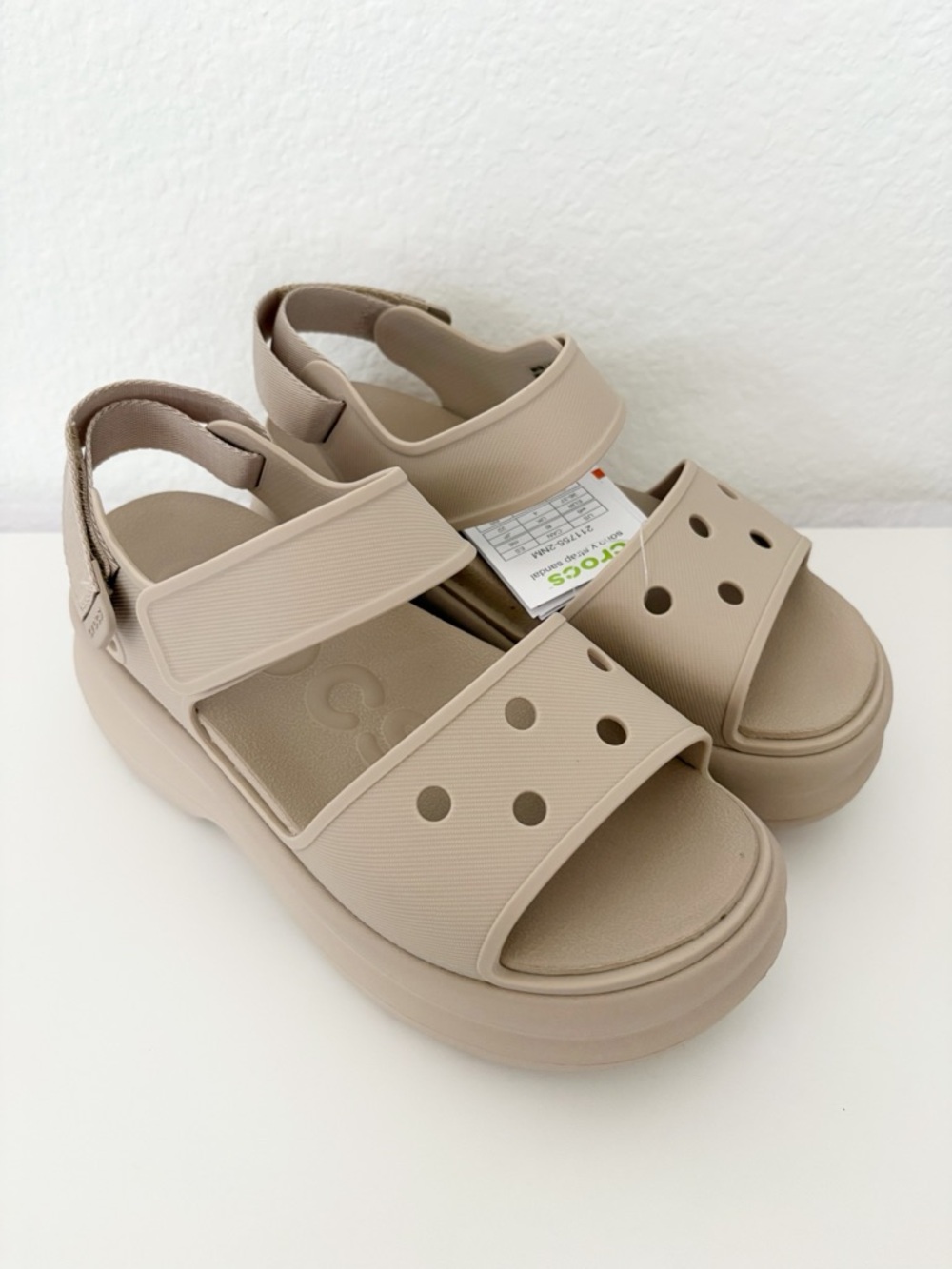 Crocs Soho Y-Strap Sandals Women’s Size 6 Dulce New - Picture 6 of 12